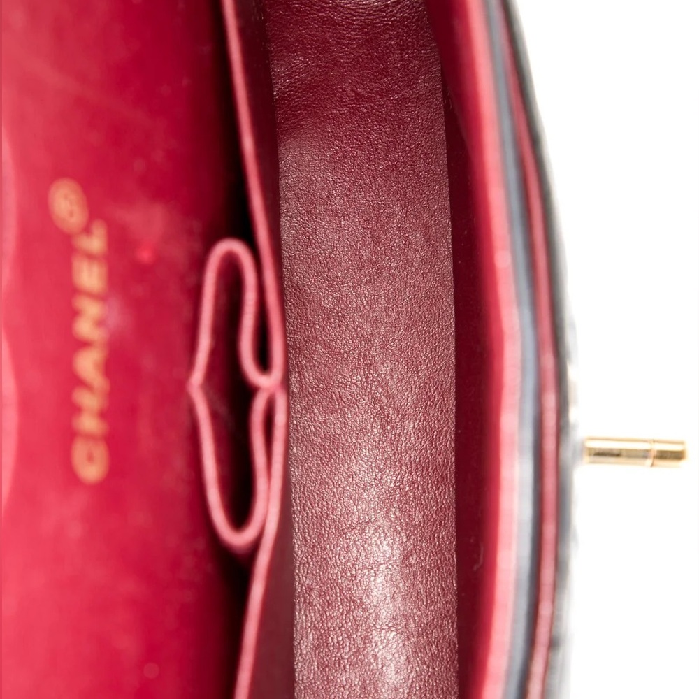 Chanel lambskin medium classic flap bag - Picture 4 of 5